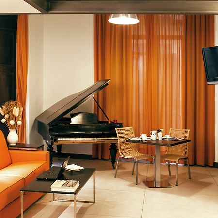 Residenza Pizzofalcone เนเปิลส์ ภายนอก รูปภาพ