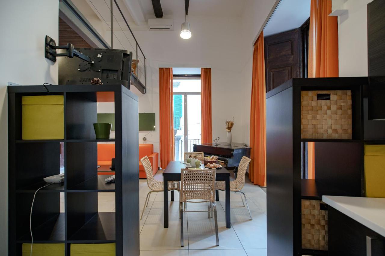 Residenza Pizzofalcone เนเปิลส์ ภายนอก รูปภาพ