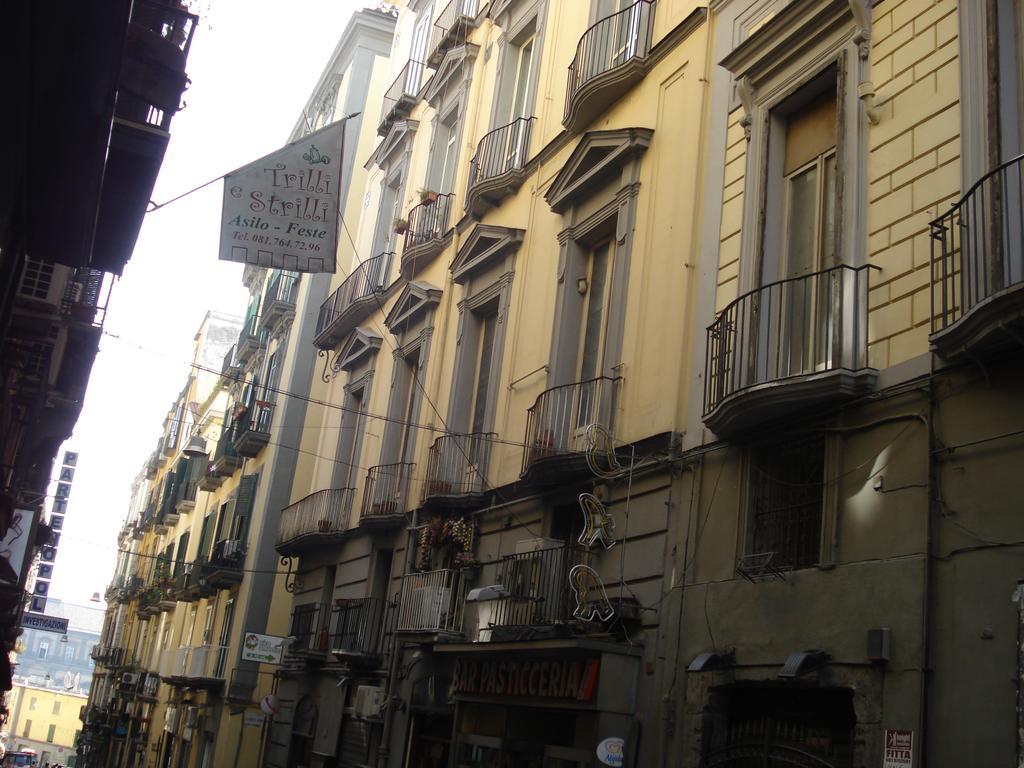 Residenza Pizzofalcone เนเปิลส์ ภายนอก รูปภาพ